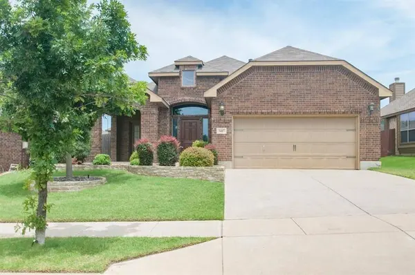 3417 Beekman Drive, Fort Worth, TX 76244