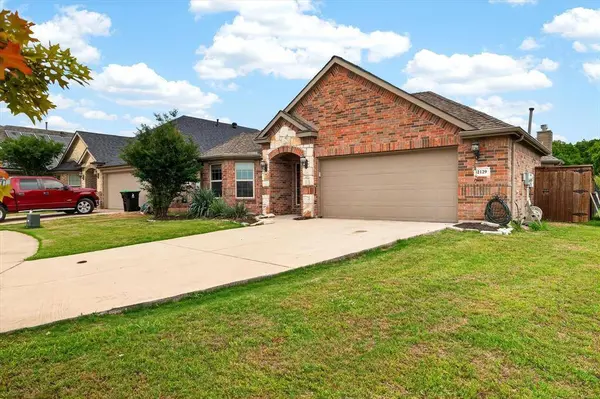 2129 Megan Creek Drive, Little Elm, TX 75068