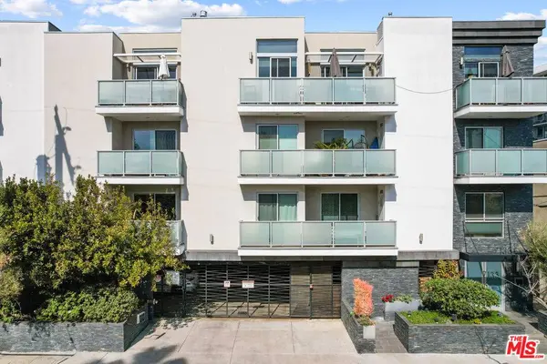 7133 Hawthorn AVE #PH6, Los Angeles, CA 90046