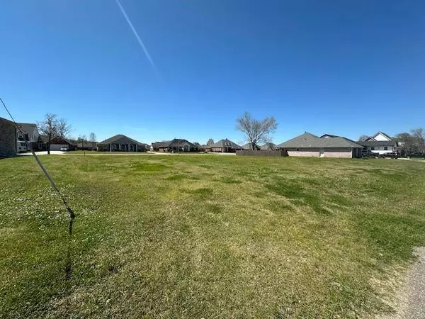 109 ROBICHAUX DR, La Place, LA 70068