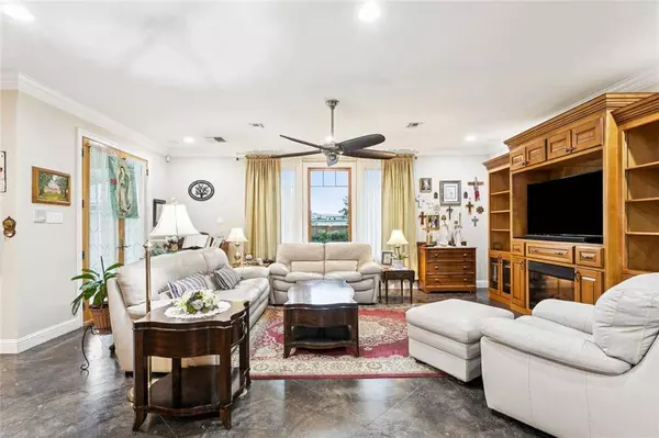 213 ST CHARLES BLVD, Luling, LA 70070