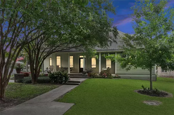 213 ST CHARLES BLVD, Luling, LA 70070