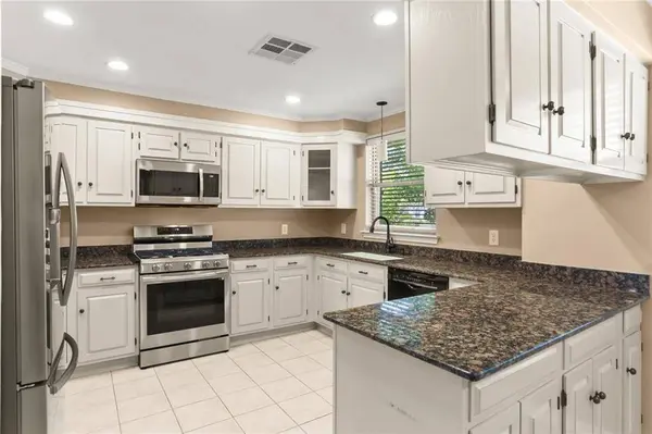 335 SAINT NICHOLAS ST, Luling, LA 70070