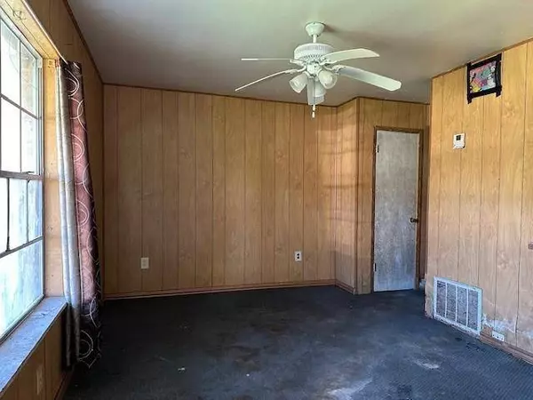 633 E MARLIN CT, Terrytown, LA 70056