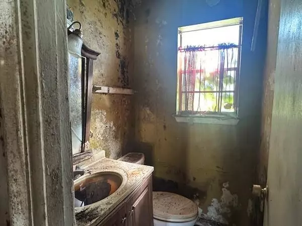 633 E MARLIN CT, Terrytown, LA 70056