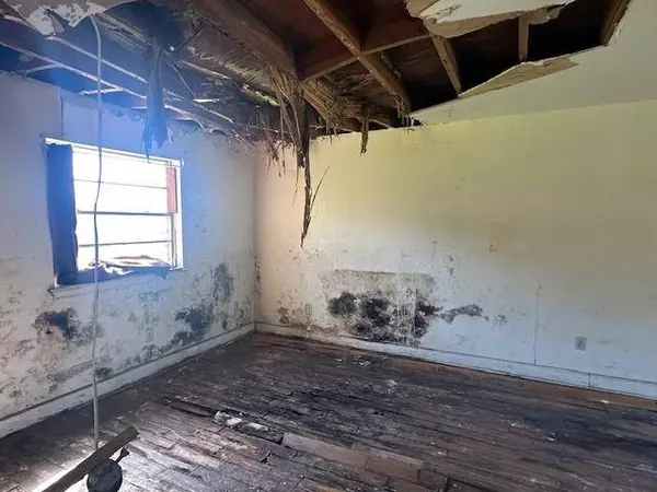 633 E MARLIN CT, Terrytown, LA 70056