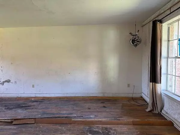 633 E MARLIN CT, Terrytown, LA 70056