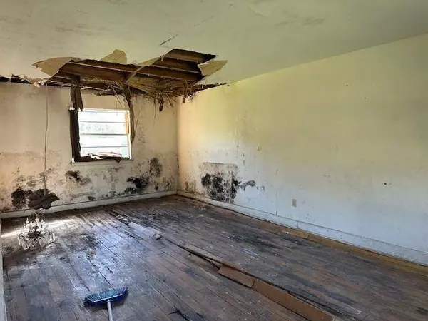 633 E MARLIN CT, Terrytown, LA 70056