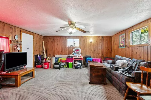 3144 CLAIRE AVE, Gretna, LA 70053