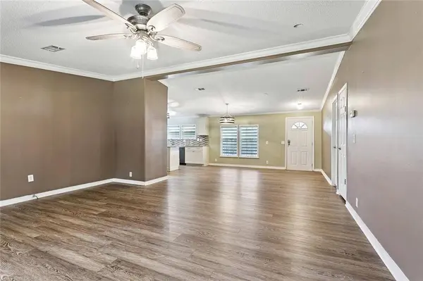 16139 RIVER RD, Hahnville, LA 70057