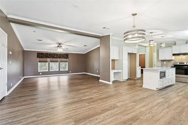 16139 RIVER RD, Hahnville, LA 70057
