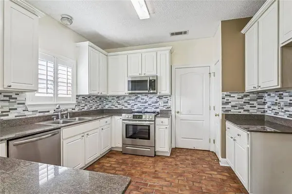 145 PORTRUSH DR, La Place, LA 70068