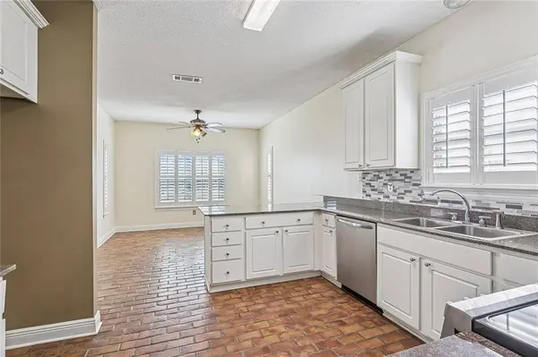 145 PORTRUSH DR, La Place, LA 70068