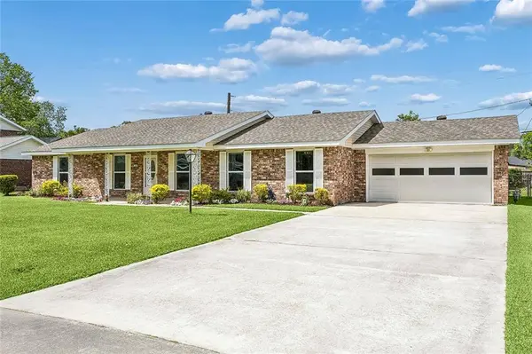 14 PATRICIA CT, Luling, LA 70070