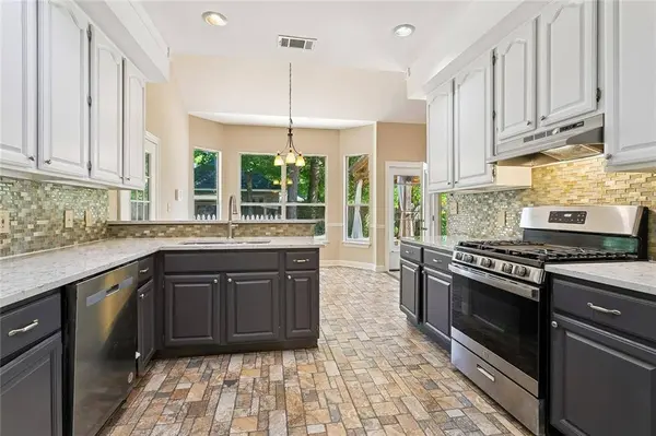 125 LEAH DR, Mandeville, LA 70448
