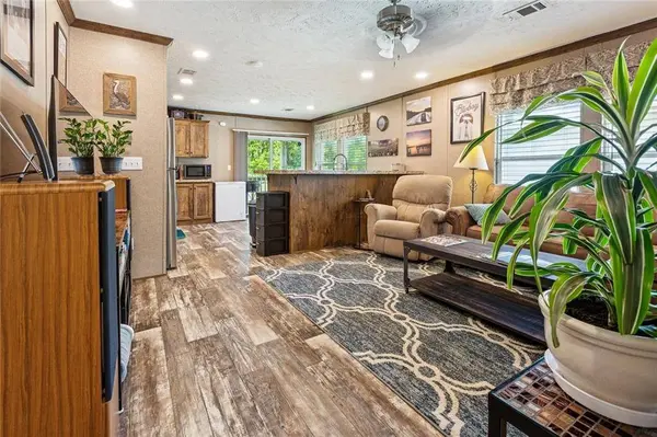 19191 RIVER BEND RD, Maurepas, LA 70449