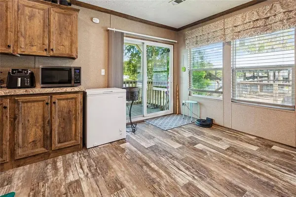 19191 RIVER BEND RD, Maurepas, LA 70449
