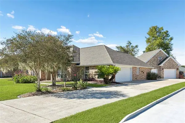 108 COTTAGE DR, Luling, LA 70070