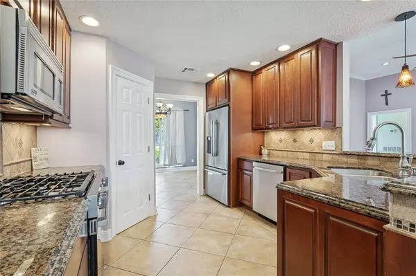 108 COTTAGE DR, Luling, LA 70070