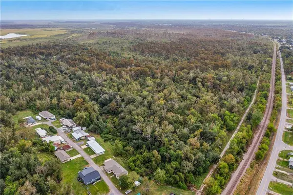 RIDGE RD, Des Allemands, LA 70030