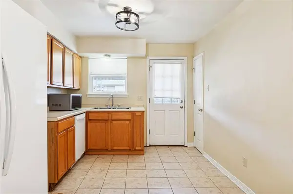 6535 37 AVENUE A AVE, New Orleans, LA 70124