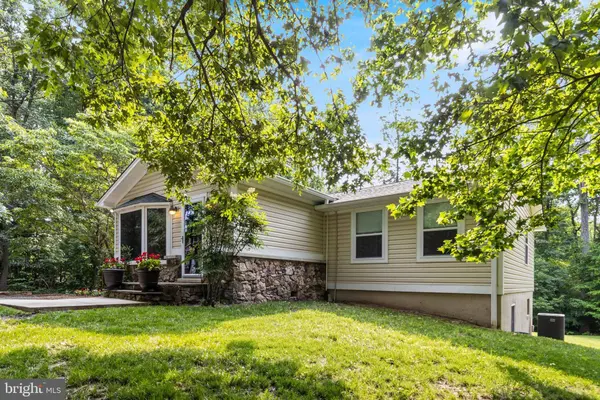 5034 HARVARD ST, St Leonard, MD 20685