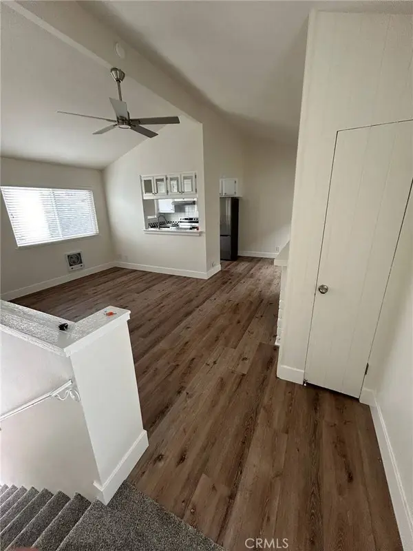 228 5th St, #2, Seal Beach, CA 90740