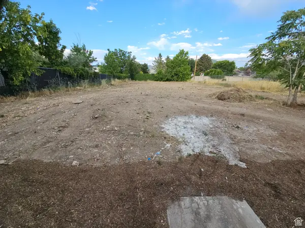 524 N 200 W, Tooele, UT 84074-1558