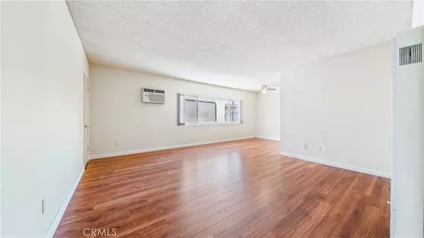 6045 Hazelhurst PL, North Hollywood, CA 91606