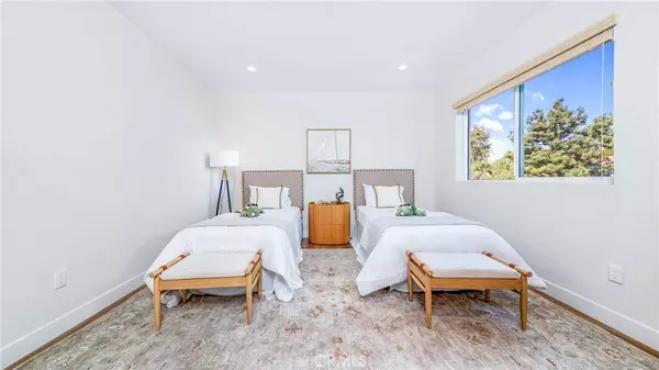 17158 Chatsworth ST #4, Granada Hills, CA 91344