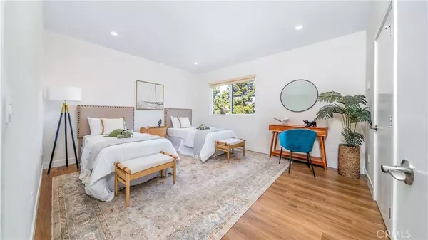 17158 Chatsworth ST #4, Granada Hills, CA 91344