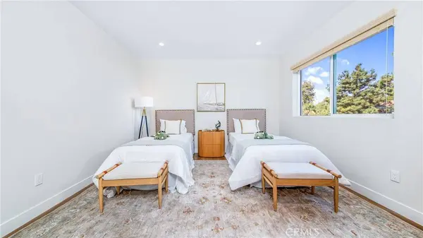 17158 Chatsworth ST #4, Granada Hills, CA 91344