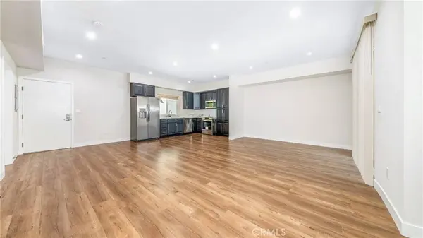 17154 CHATSWORTH ST #2, Granada Hills, CA 91344