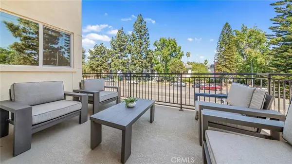 17154 CHATSWORTH ST #2, Granada Hills, CA 91344