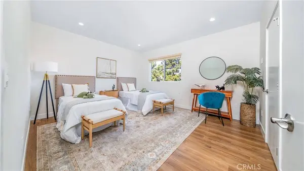 17158 Chatsworth ST #4, Granada Hills, CA 91344
