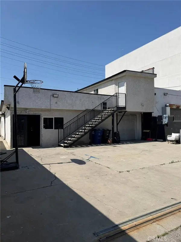 4563 Santa Monica, Los Angeles, CA 90029