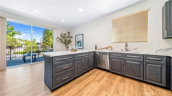 17158 Chatsworth ST #1, Granada Hills, CA 91344