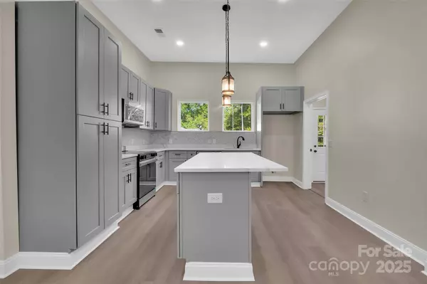 126 Hemphill AVE, Chester, SC 29706