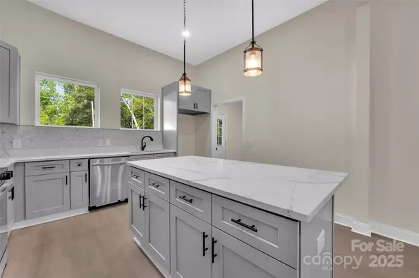 126 Hemphill AVE, Chester, SC 29706