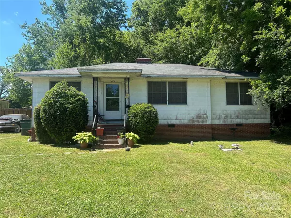 146 Center ST, Chester, SC 29706