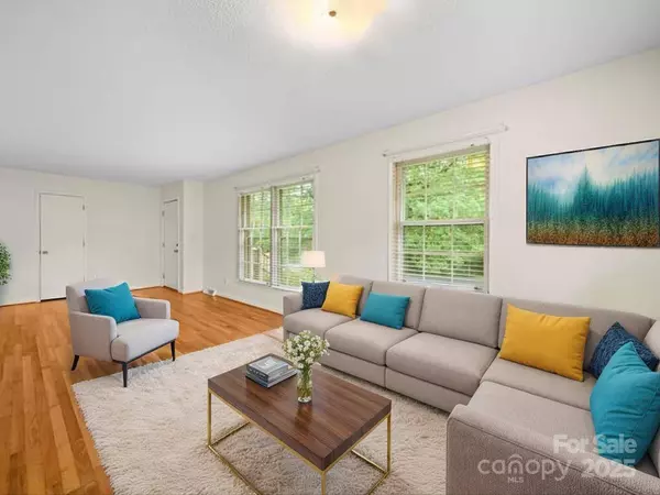 1830 Huntington PL, Rock Hill, SC 29732