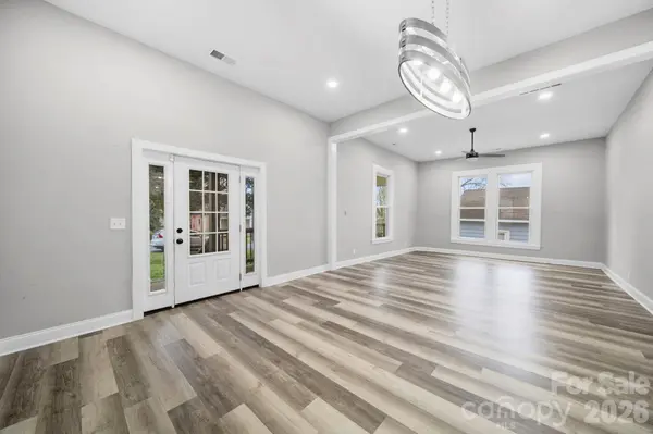 136 E Lacy ST, Chester, SC 29706