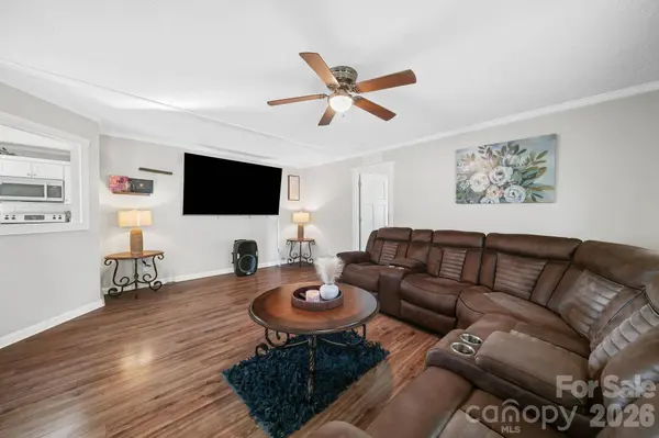 360 Sparkleberry LN, Rock Hill, SC 29730
