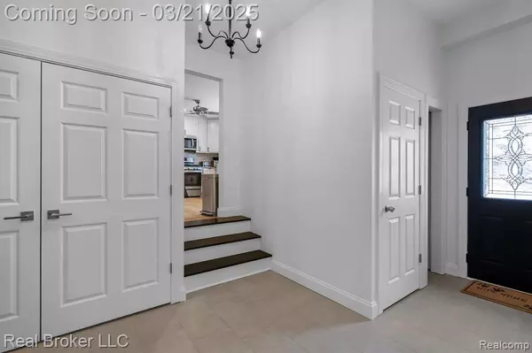 9027 N ELMS Road, Montrose Twp, MI 48420