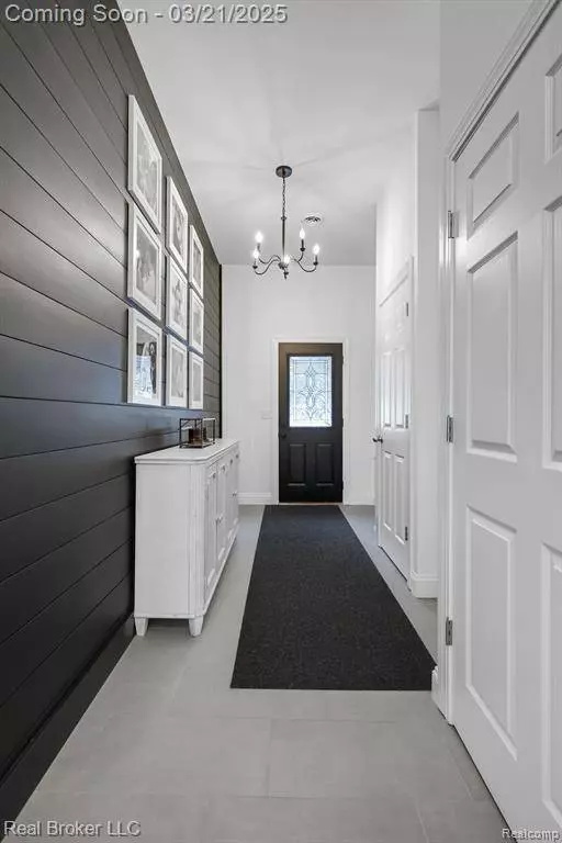 9027 N ELMS Road, Montrose Twp, MI 48420