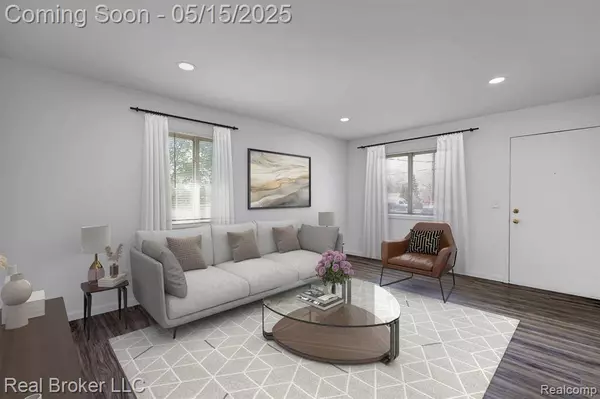 2098 E MCLEAN Avenue, Burton, MI 48529