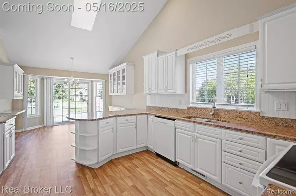 2373 STONEBROOK, Flint Twp, MI 48433