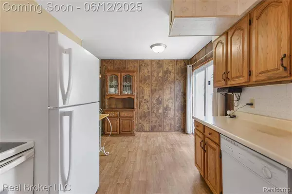 3809 Whittier Avenue, Flint, MI 48506