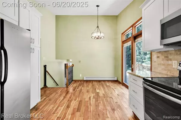 1620 Perry Lake Road, Ortonville Vlg, MI 48462