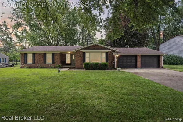 1416 Woodnoll Drive, Flint, MI 48507